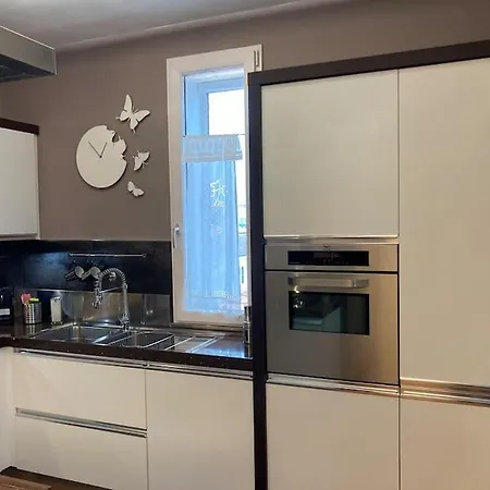 Thesan Lodge, Chic & Modern Design Apartment Grosseto