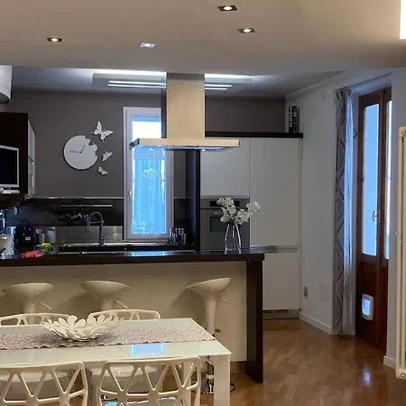 Thesan Lodge, Chic & Modern Design Apartment Grosseto